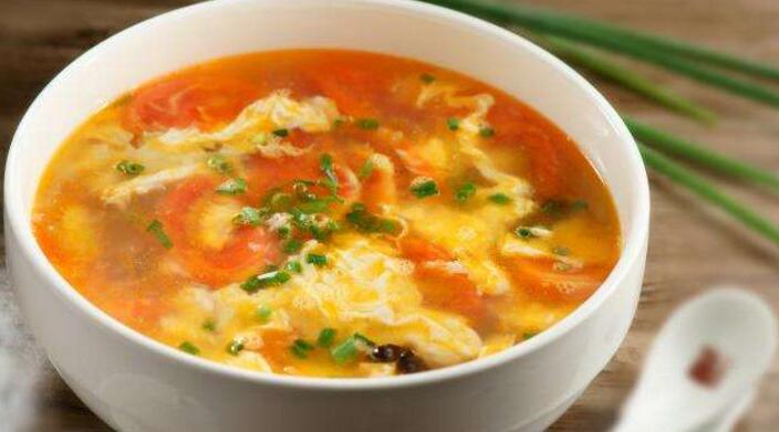 送菜公司 煮西红柿蛋汤时必加的是什么